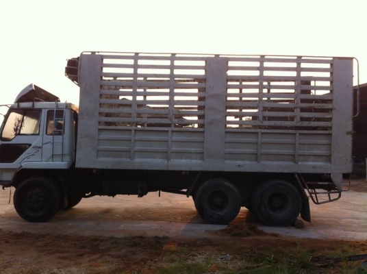 ขายรถสิบล้อ mitsubishi fuso fn517 เครื่อง 6D16