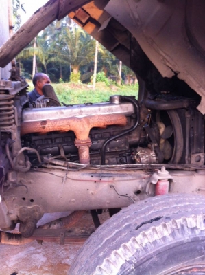 ขายรถสิบล้อ mitsubishi fuso fn517 เครื่อง 6D16