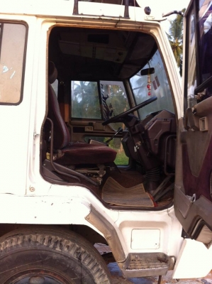 ขายรถสิบล้อ mitsubishi fuso fn517 เครื่อง 6D16