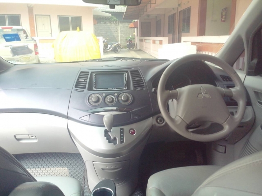 Mitsubishi Space Wagon