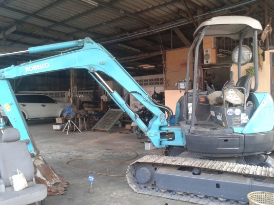 ขายรถแม็คโค KOBELCO SK40SR