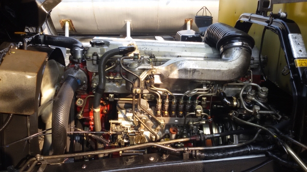 จบแล้วคับขอบคุณลูกค่าสุราช มากเลยคับ. ขายรถ. 6 ล้อ HINO สิงไฮเทค FF 1J. 210แรง รถห้างแท้ เคื่องดี คัชซีสวยเดิม มีตู้สิบบาน กับกะบะคาโก้ให้เลือก สภาพ พล้อมใช้งานคับ