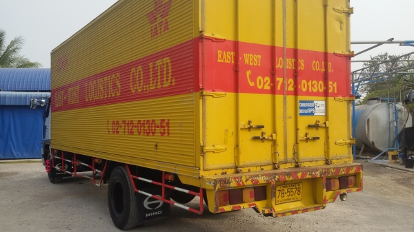 จบแล้วคับขอบคุณลูกค่าสุราช มากเลยคับ. ขายรถ. 6 ล้อ HINO สิงไฮเทค FF 1J. 210แรง รถห้างแท้ เคื่องดี คัชซีสวยเดิม มีตู้สิบบาน กับกะบะคาโก้ให้เลือก สภาพ พล้อมใช้งานคับ