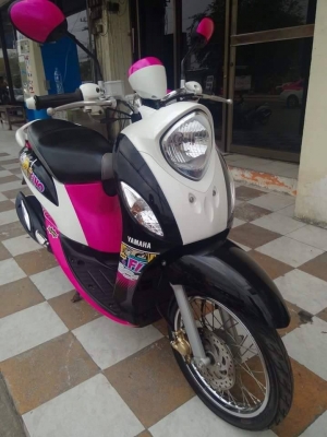 Yamaha Fino Fi รถปลายปี 2556 ลาย Fashion รุ่นใหม่ล่าสุด พัฒนาเป็นระบบหัวฉีดแล้ว ประหยัดน้ำมันคุ้มจริงๆ Yamaha Fino Fi รถปลายปี 2556 ลาย Fashion รุ่นใหม่ล่าสุด พัฒนาเป็นระบบหัวฉีดแล้ว ประหยัดน้ำมันคุ้มจริงๆ