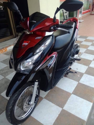 Honda Click 125 i สีดำแดง รุ่น tune up รถสวยๆ คุณภาพดี ประหยัดน้ำมัน