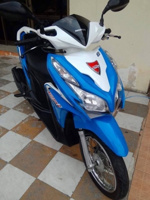 Honda Click 125i รุ่น Tune up สีน้ำเงิน ขาว รถสวยสภาพดี พร้อมใช้ ขายเพียง 27000 บาท Honda Click 125i รุ่น Tune up สีน้ำเงิน ขาว รถสวยสภาพดี พร้อมใช้ ขายเพียง 27000 บาท