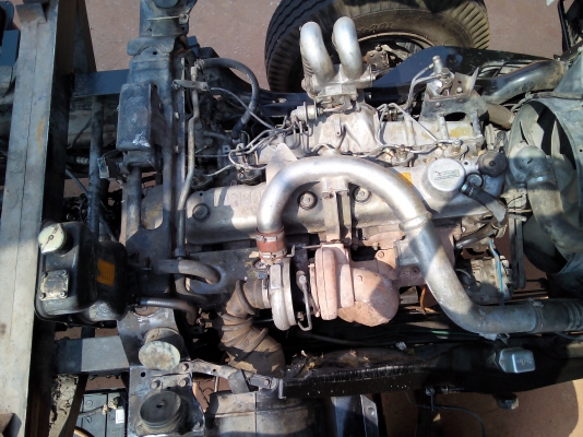 ขายดาวน์แม่เดี่ยว MITSUBISHI MMT FN 627 ปี47 260 แรง สภาพพร้อมใช้งานเครื่องดี คัคัชชีสวยยางดีพร้อมใช้10เส้นขายดาฟน