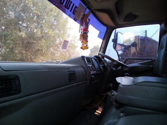 ขายดาวน์แม่เดี่ยว MITSUBISHI MMT FN 627 ปี47 260 แรง สภาพพร้อมใช้งานเครื่องดี คัคัชชีสวยยางดีพร้อมใช้10เส้นขายดาฟน