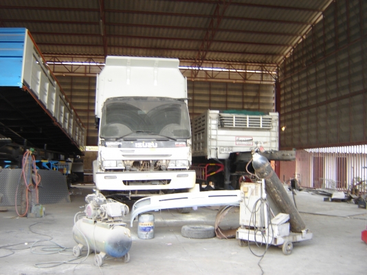 ขายรถพ่วงแม่+ลูกรถก๊าช กำลังทำสีใหม่อยู่ NGV  ISUZU DECA 270 แรง ราคา 1820000 บาท โทร 0843376760