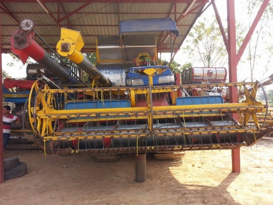 ขายรถเกี่ยวข้าวเดี่ยวทรนง ปี49 เครื่องJO8C 260แรง ตัวเดิน12 ปั้ม23ไดกิ้น อุ้ม2.5ตัน เครื่องดี ช่วงล่างดี สภาพพร้อมใช้งาน เอกสารพร้อมโอน สนใจโทร 090-8588220คุณนะ 093-3258446คุณบิวตี้ ID:narong498 หรือ www.truck.in.th/498 หรือfb:ณรงค์ ซื้อขายรถมือสอง (เว็บ ขายรถเกี่ยวข้าวเดี่ยวทรนง ปี49 เครื่องJO8C 260แรง ตัวเดิน12 ปั้ม23ไดกิ้น อุ้ม2.5ตัน เครื่องดี ช่วงล่างดี สภาพพร้อมใช้งาน เอกสารพร้อมโอน สนใจโทร 090-8588220คุณนะ 093-3258446คุณบิวตี้ ID:narong498 หรือ www.truck.in.th/498 หรือfb:ณรงค์ ซื้อขายรถมือสอง (เว็บ