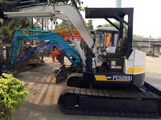 รถขุด KOMATSU PC50UU-1