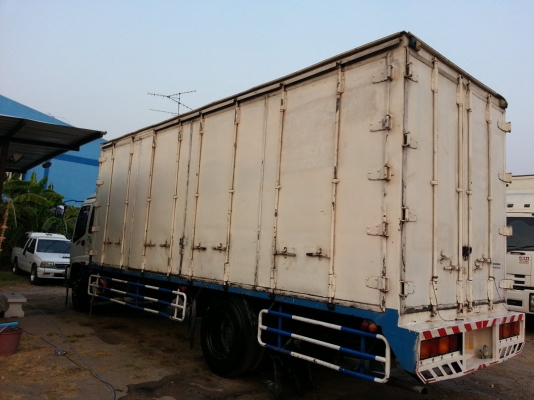 ขายด่วย ISUZU deca 6ล้อ ตู้10บาน ปี 47 Tel.0872508883 คิงส์.