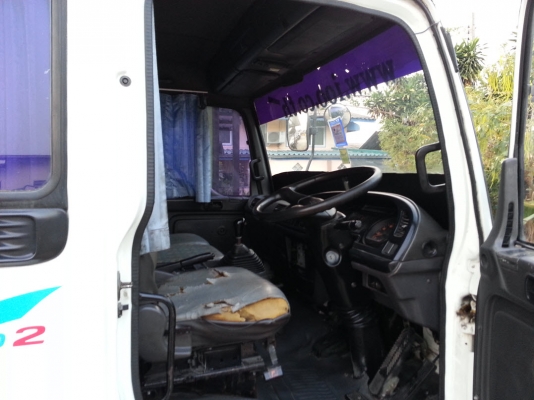 ขายด่วย ISUZU deca 6ล้อ ตู้10บาน ปี 47 Tel.0872508883 คิงส์.