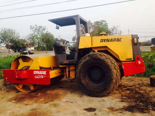 ขายด่วน!!! รถบด DYNAPAC CA251D รถนอก สภาพสวยพร้อมใช้งานค่ะ