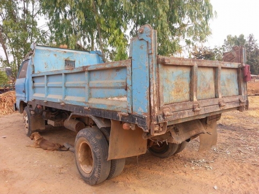 ขาย6ล้อ ดั้มISUZU KS110แรง เครื่องดี คัชซีสวย ยางดี สภาพพร้อมใช้งาน เอกสารพร้อมโอน สนใจโทร 090-8588220คุณนะ 093-3258446คุณบิวตี้ ID:narong498 หรือ www.truck.in.th/498 หรือfb:ณรงค์ ซื้อขายรถมือสอง (เว็บไซต์ส่วนตัว)