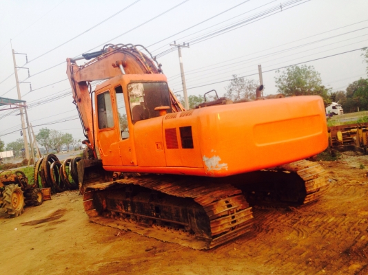 ขายด่วน!!!HITACHI EX200-2 รถพร้อมใช้งานค่ะ