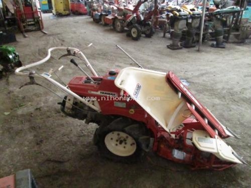 รถเกี่ยวข้าวเดินตาม YANMAR YB302 รหัสสินค้า : 80802328 หรือเพิ่มเติมไดที่ www.nihonmono.com รถเกี่ยวข้าวเดินตาม YANMAR YB302 รหัสสินค้า : 80802328 หรือเพิ่มเติมไดที่ www.nihonmono.com
