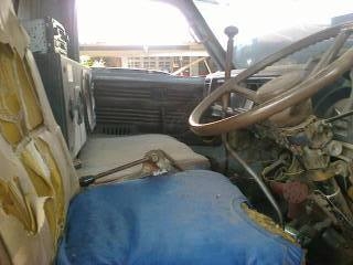 ขาย6ล้อ ดั้มISUZU KS22 เครื่อง110แรง เกียร์ร็อก Fหน้า-หลัง กระบะดั้มสามมิตร ยางดี6เส้น เครื่องดี คัชซีสวย ภายในสวย สภาพพร้อมใช้งาน เอกสารพร้อมโอน  สนใจโทร 090-8588220คุณนะ 093-3258446คุณบิวตี้ ID:narong498 หรือ www.truck.in.th/498 หรือfb:ณรงค์ ซื้อขายรถมื