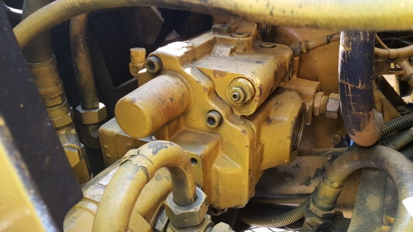 ขาย รถขุด KOBELKO รุ่น SK60-1- มือสองญี่ปุ่น มีผานดันดิน เปลี่ยนเป็น แทร็กเหล็กได้ สภาพเยี่ยม มือถือ/LINE ID:0818753444 ขาย รถขุด KOBELKO รุ่น SK60-1- มือสองญี่ปุ่น มีผานดันดิน เปลี่ยนเป็น แทร็กเหล็กได้ สภาพเยี่ยม มือถือ/LINE ID:0818753444