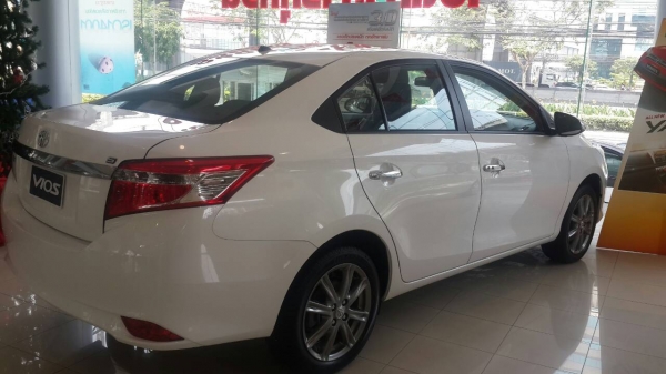 รถใหม่ป้ายแดง  ติดแบล็คลิสออกได้  new vios ส่วนลด  60000 ประกันชัั้น 1