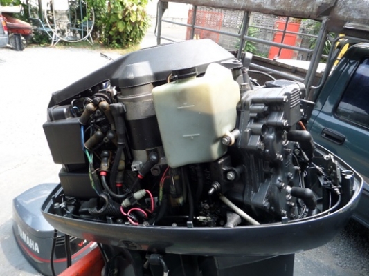 เครื่องเรือ YAMAHA 115 แรง 2 จังหวะ สภาพสวย