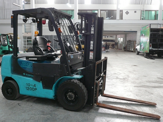 ขายรถโฟล์คลิฟท์ SUMITOMO รุ่น 11FD25 ราคา 275,000 บาท นำเข้าจากประเทศญี่ปุ่น 100\% ไม่เคยใช้งานในประเทศไทย