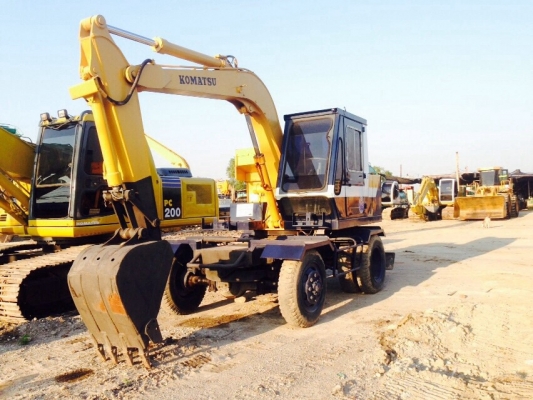 ขายรถแมึโครล้อยางPW60-1สภาพพร้อมใช้ สนใจติดต่อ บอย085-156-2314 ขายรถแมึโครล้อยางPW60-1สภาพพร้อมใช้ สนใจติดต่อ บอย085-156-2314