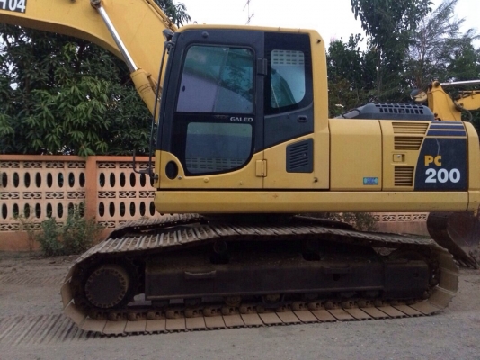 ขายรถแมคโครPC200-8สภาพพร้อมใช้ สนใจติดต่อ บอย085-156-2314 ขายรถแมคโครPC200-8สภาพพร้อมใช้ สนใจติดต่อ บอย085-156-2314