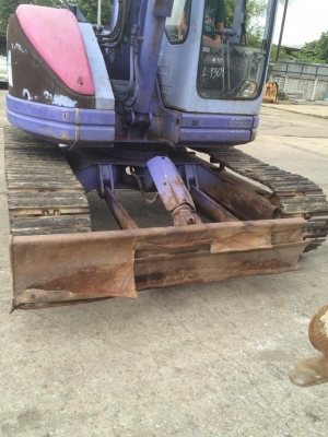 รถขุด KOMATSU PC75