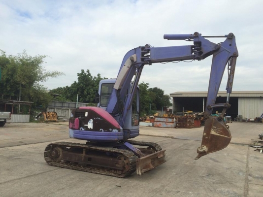 รถขุด KOMATSU PC75