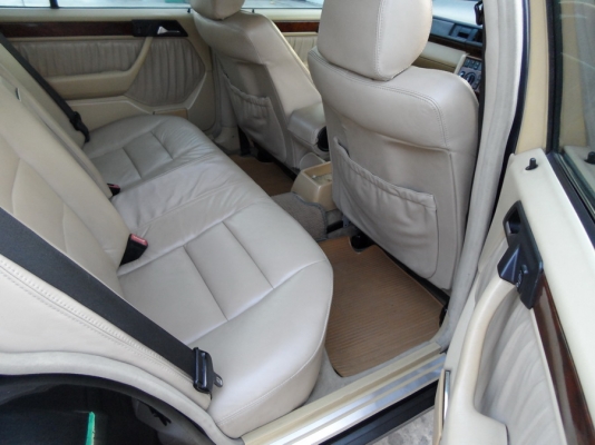 ขาย BENZ 230E ขาย BENZ 230E