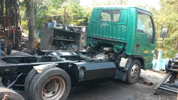 ขายรถอินวอยอีซูซุ6ล้อNKRเครื่อง4.3 แก๊สNGV พร้อมใช้งานครับรถสวยมากเอาไปใช้ท้องไร่ท้องนาจะเปลี่ยนเป็นLPGก้ได้ครับ ขาย 195000 บาท