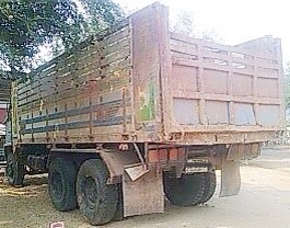 ISUZU ROCKY FVZ 195 HP 6HE1 สิบล้อดั๊มพ์ 2 เพลา นางฟ้า กระบะดั๊มพ์คอกมิเนียม 12 ตันสภาพดีมากครับ เครื่องแห้งแรงดีไม่มีเยิ้ม ภายในเก๋งคอนโซลสวยครบ พวงมาลัยเพาเวอร์ ระบบเบรคทริ๊ปฟี้ ช่วงล่างคัชซีสวยไม่มีบวม ยางสภาพดี 10 เส้นประมาณ 70\% พร้อมใช้งาน เอกสารทะเบ