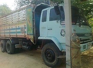 ISUZU ROCKY FVZ 195 HP 6HE1 สิบล้อดั๊มพ์ 2 เพลา นางฟ้า กระบะดั๊มพ์คอกมิเนียม 12 ตันสภาพดีมากครับ เครื่องแห้งแรงดีไม่มีเยิ้ม ภายในเก๋งคอนโซลสวยครบ พวงมาลัยเพาเวอร์ ระบบเบรคทริ๊ปฟี้ ช่วงล่างคัชซีสวยไม่มีบวม ยางสภาพดี 10 เส้นประมาณ 70\% พร้อมใช้งาน เอกสารทะเบ