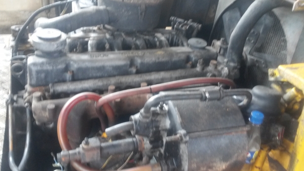 ขายรถโฟ๊คลิ๊ฟโคมัสสุเครื่องดีเซล6สูบ เสาสูง3.20เมตร ยกได้4ตัน เครื่องดีครับประหยัดน้ำมัน เกียร์ออโต้ ขาย 138000 บาท