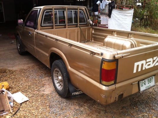 มาสด้า  b1600 สู้งานหนัก