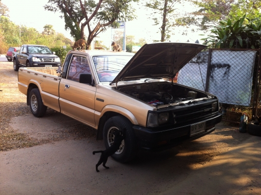 มาสด้า  b1600 สู้งานหนัก