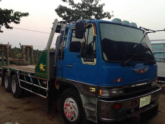 ขายHINOสิงไฮเทค 10ล้อ2เพลา หัวนอกไฟฟ้า คัชซีF18 เครื่องHO7C 185แรง เกียร์HO พ.เพาเวอร์ เบรกทิฟฟี่ แอร์เย็น หางใหญ่ขึ้นแบคโค200ได้ มีบันไดไฮดรอริกขึ้นรถเกี่ยว ยางใหญ่10เส้น คัชซีสวย พร้อมใช้งาน เอกสารพร้อมโอน จัดไฟแนนซ์ได้ เงื่อนไขง่ายๆวันเดียวรับรถ สนใจโท