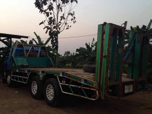 ขายHINOสิงไฮเทค 10ล้อ2เพลา หัวนอกไฟฟ้า คัชซีF18 เครื่องHO7C 185แรง เกียร์HO พ.เพาเวอร์ เบรกทิฟฟี่ แอร์เย็น หางใหญ่ขึ้นแบคโค200ได้ มีบันไดไฮดรอริกขึ้นรถเกี่ยว ยางใหญ่10เส้น คัชซีสวย พร้อมใช้งาน เอกสารพร้อมโอน จัดไฟแนนซ์ได้ เงื่อนไขง่ายๆวันเดียวรับรถ สนใจโท