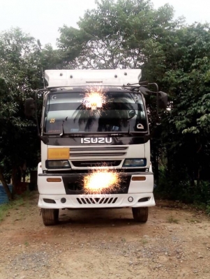 10ลัอดั้ม2เพลา isuzu. Fvz33NZPF T-3000293 ปี 2544. มีระบบลาก เดิม200แรง วางเครื่องใหม่. 270 แรง