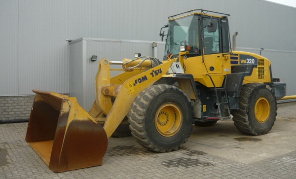 Komatsu WA320-5 S/N H51205 Y2007