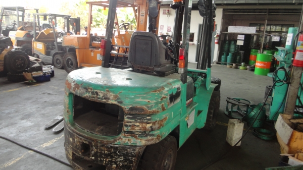 ขาย. รถโฟล์คลิฟท์ MITSUBISHI FD35  เครื่องยนต์ดีเซล เกียร์ ออโต้