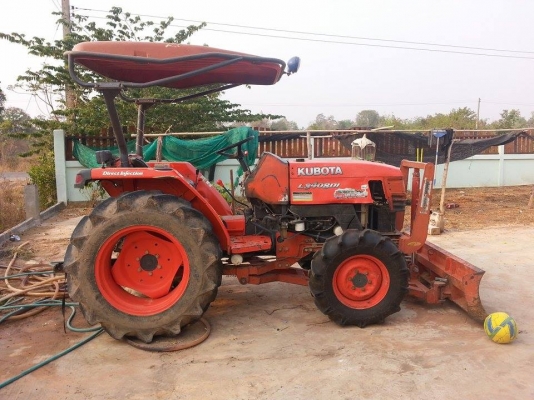 ขายรถไถKUBOTA L3408 34แรง เครื่องดี ช่วงล่างแน่น ทำงานเร็ว อุปกรณ์ดันหน้า ผานหลัง สภาพพร้อมใช้งาน สนใจโทร 090-8588220คุณนะ 093-3258446คุณบิวตี้ ID:narong498 หรือ www.truck.in.th/498 หรือfb:ณรงค์ ซื้อขายรถมือสอง (เว็บไซต์ส่วนตัว)