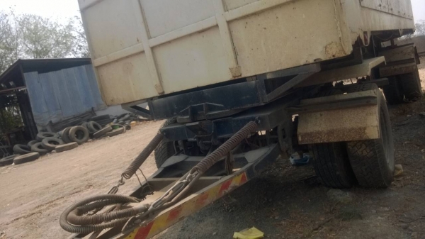 ขายลูกพ่วงดั้ม 2เพลา สภาพพร้อมใช้งาน เอกสารเล่มทะเบียน