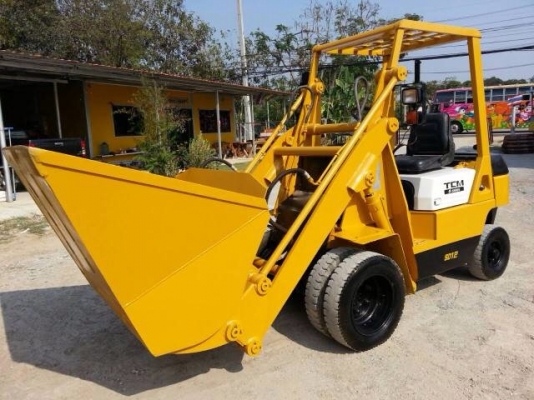 รถตัก TCM SD12-3 นำเข้าจากญี่ปุ่น สวย พร้อมใช้งาน ขายถูก 090-986-2521