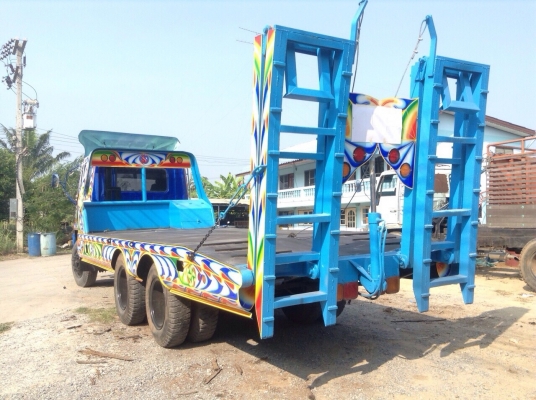 เทรนเลอร์Mitsubishi  FN527. TD