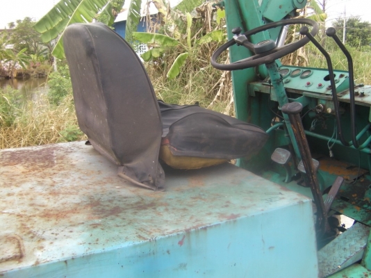 ขายรถตัก SG 10-3 เครื่องยนต์ดีเซล isuzu C240 ไม่มีงาและบุ๋มกี๋ ตามรูปของจริงเลย 120,000