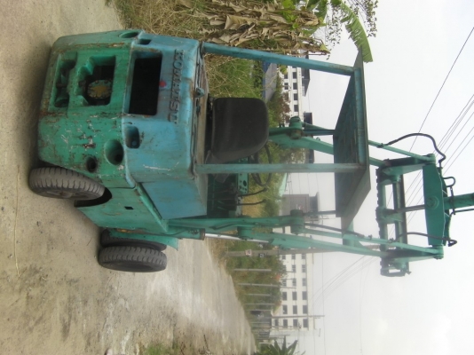 ขายรถตัก SG 10-3 เครื่องยนต์ดีเซล isuzu C240 ไม่มีงาและบุ๋มกี๋ ตามรูปของจริงเลย 120,000