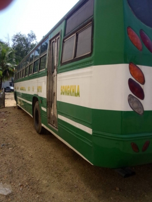 ขาย รถบัสเบนซ์ 12 เมตร เครื่องยนต์เบนซ์ พัดลม ชั้นเดียว