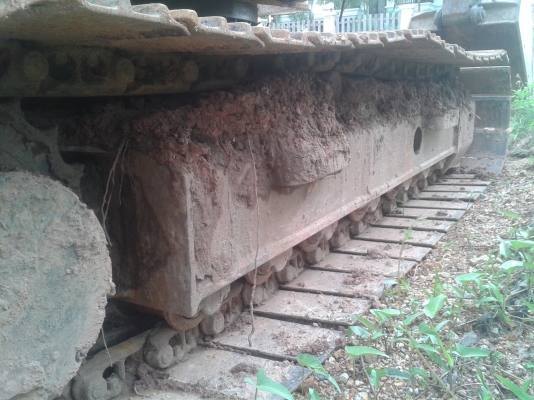 ขายดาวน์ KOMATSU PC130-8 เครื่องปั๊ม แรงดี ไม่โหลด 5900ชั่วโมง สีรถไม่ค่อยสวย รถทำงานอยู่ พร้อมใช้เลย ราคาดาวน์คุยได้ 087-2976734 095-0403929